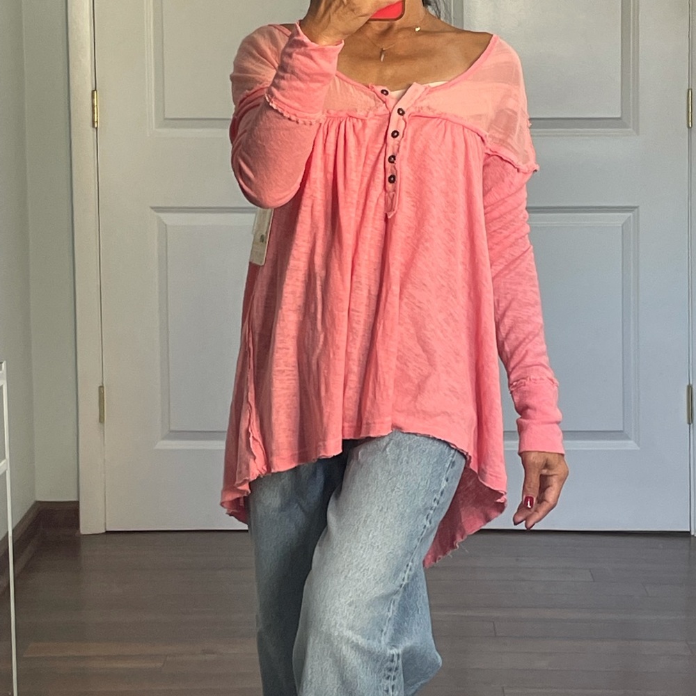 We the Free Down Under Henley Top size S NWT
